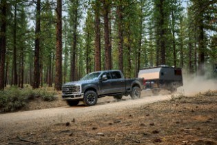 2023 Ford Super Duty F-250 Tremor Off-Road Package
